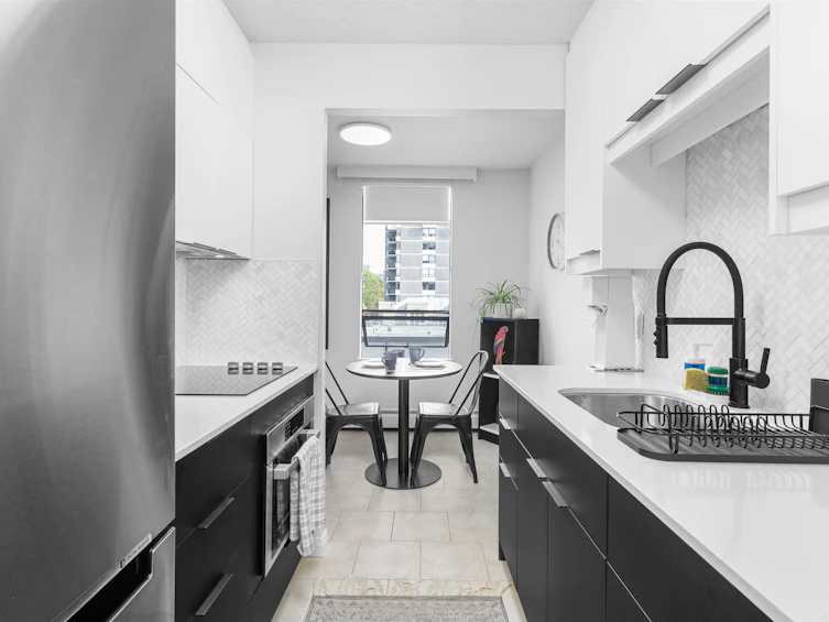 503-1720 Barclay Street, Vancouver, BC, V6G 1K4 - 2
