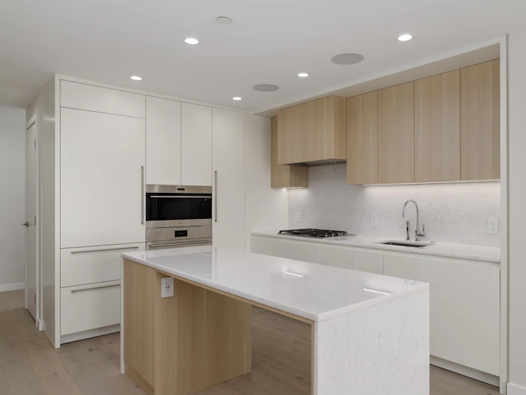 2201-7433 Cambie Street, Vancouver, BC, V6P 0J8 - 2