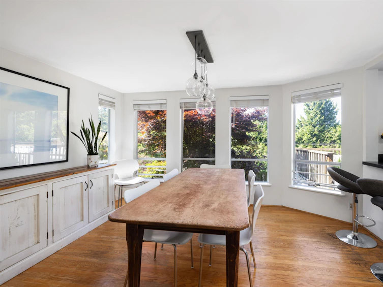 935 Melbourne Avenue, North Vancouver, BC, V7R 1N8 - 10