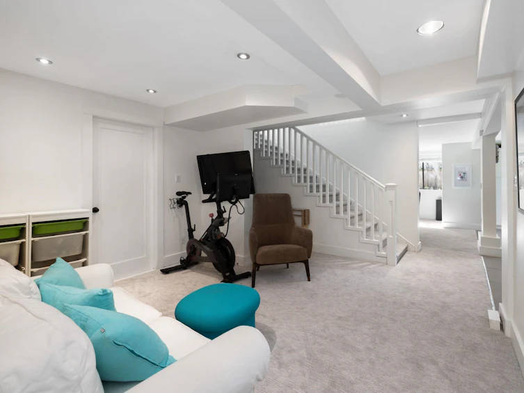 935 Melbourne Avenue, North Vancouver, BC, V7R 1N8 - 32