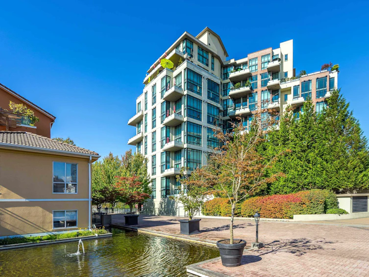 307-7 Rialto Court, New Westminster, BC, V3M 7A8 - 2