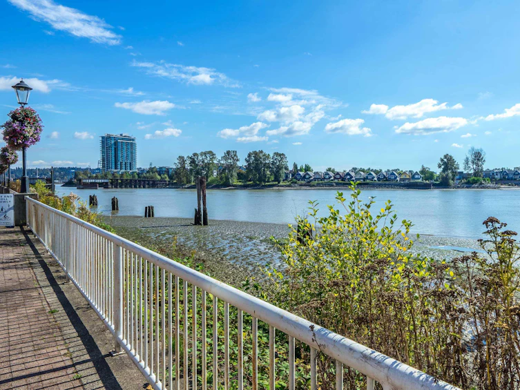 307-7 Rialto Court, New Westminster, BC, V3M 7A8 - 33