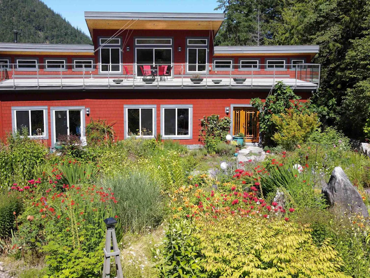 12899 Sunshine Coast Highway, Pender Harbour Egmont, BC, V0N 2H1