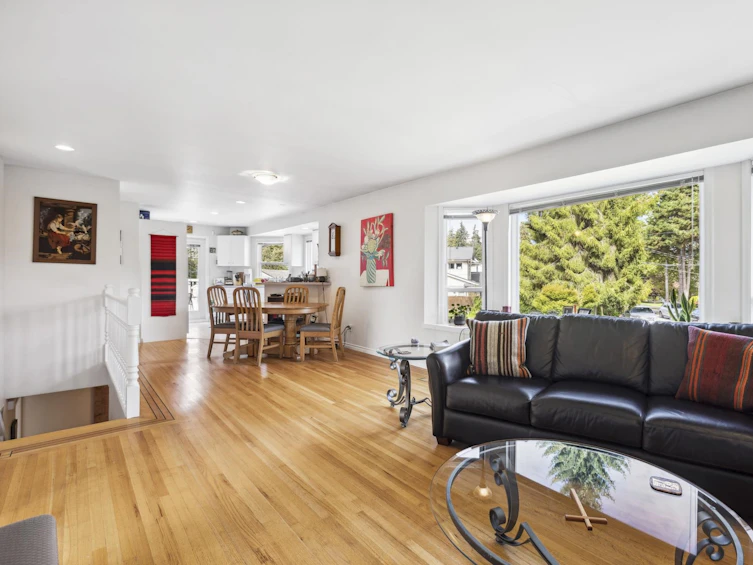 2273 Hazellynn Place, North Vancouver, BC, V7J 2R9 - 6