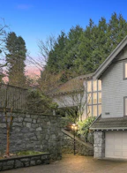 1580 Angus Drive
