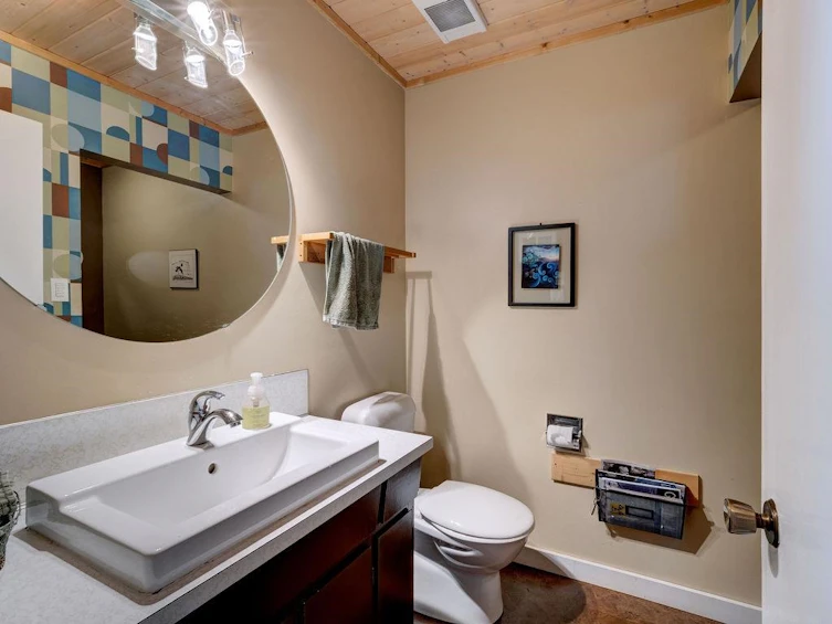 5158 Chapman Road, Sechelt, BC, V7Z 0B7 - 17