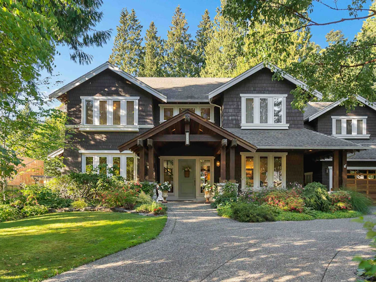 12495 23 Avenue, Surrey, BC, V4A 2C5