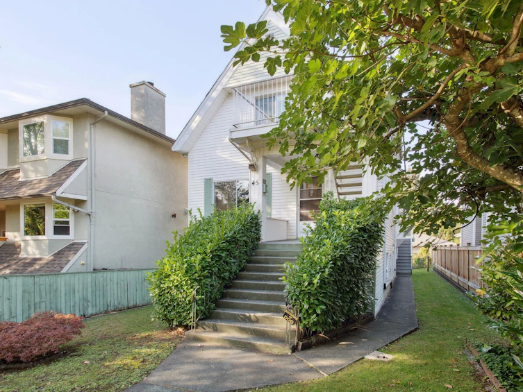 45 W 15th Avenue, Vancouver, BC, V5Y 1X7 - 3