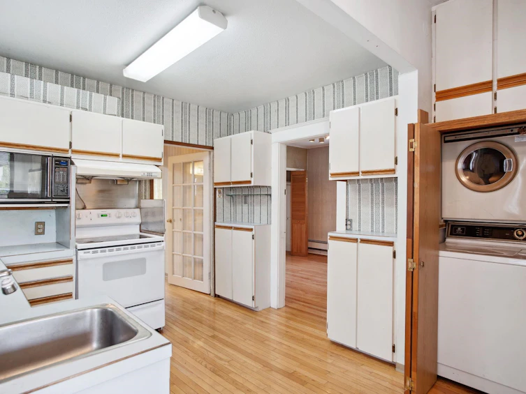 45 W 15th Avenue, Vancouver, BC, V5Y 1X7 - 13