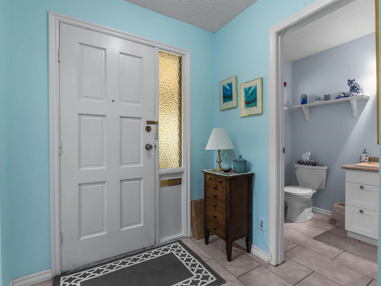 15951 Alder Place, Surrey, BC, V4A 5J1 - 3