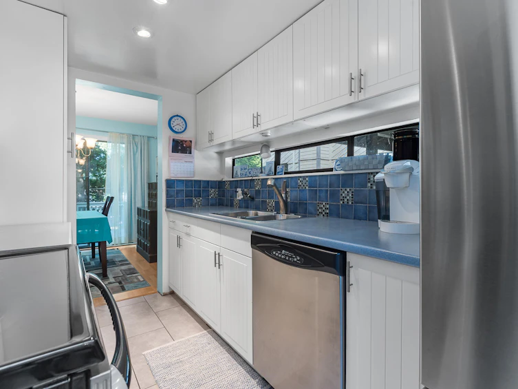 15951 Alder Place, Surrey, BC, V4A 5J1 - 14