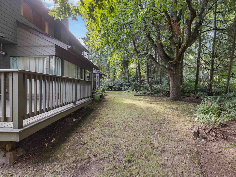 15951 Alder Place, Surrey, BC, V4A 5J1 - 30