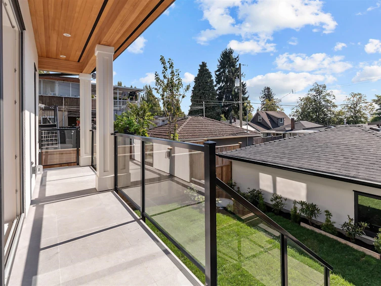 2-878 E 61 Avenue, Vancouver, BC, V6P 4J6 - 4
