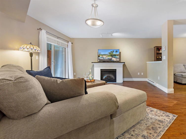 102-12238 224 Street, Maple Ridge, BC, V2X 8W5 - 12
