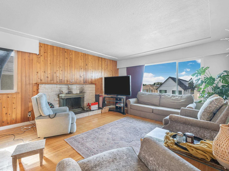 4530 Reid Street, Vancouver, BC, V5R 3Y6 - 2