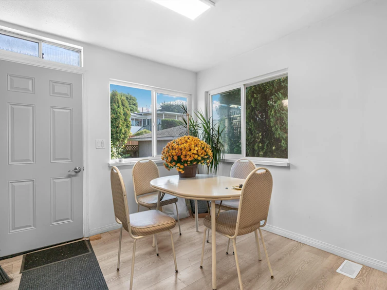 4530 Reid Street, Vancouver, BC, V5R 3Y6 - 4