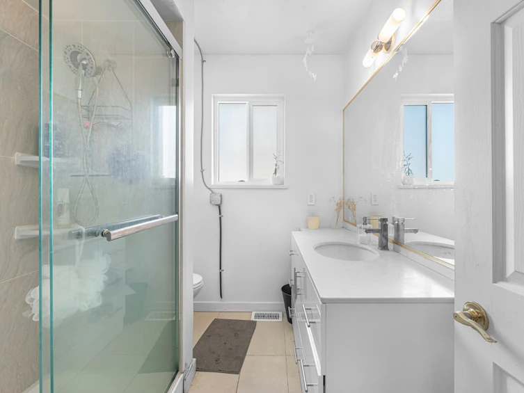 4530 Reid Street, Vancouver, BC, V5R 3Y6 - 5