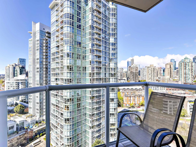 2006-1077 Marinaside Crescent, Vancouver, BC, V6Z 2Z5 - 9