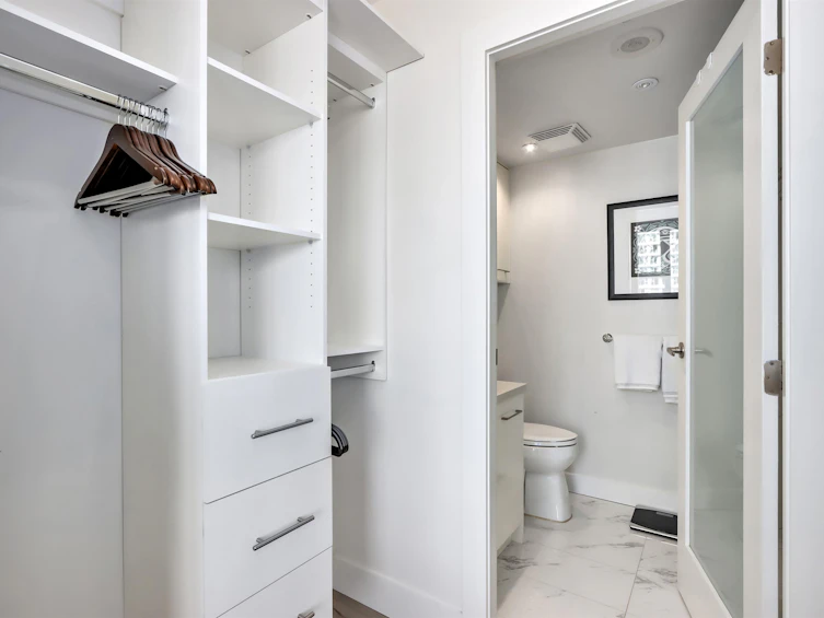 2006-1077 Marinaside Crescent, Vancouver, BC, V6Z 2Z5 - 16