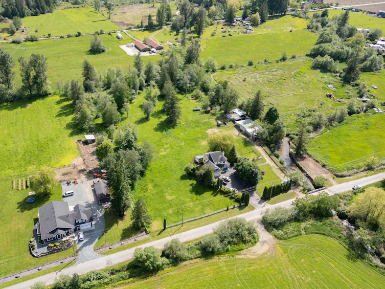 58608 Mckay Road, Hope, BC, V0X 1L2 - 2