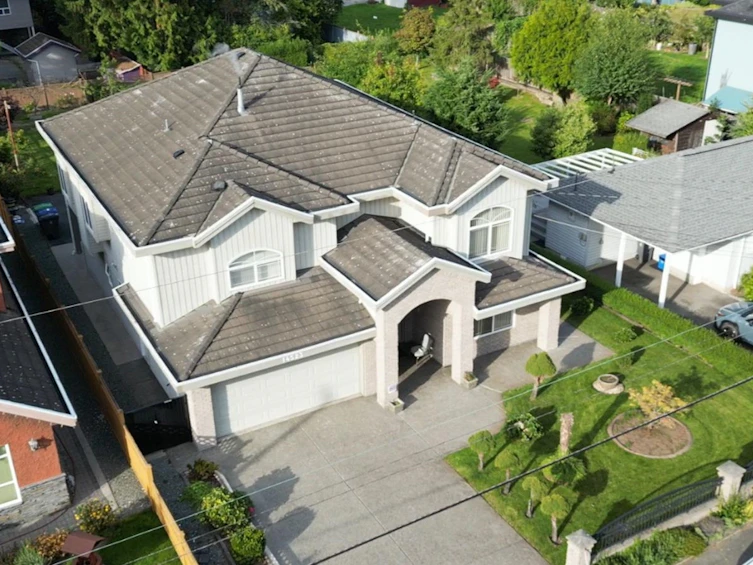 14523 105a Avenue, Surrey, BC, V3R 1S2 - 2