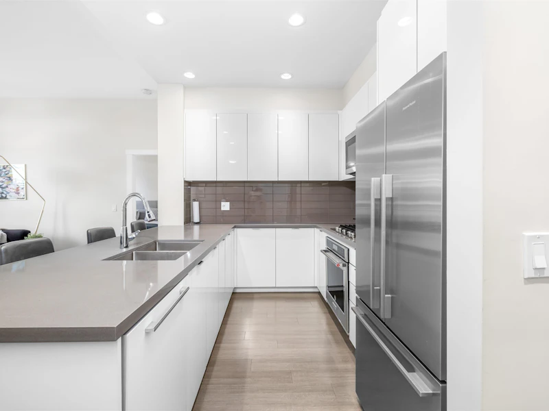 G08 - 277 W 1st Street, North Vancouver BC
