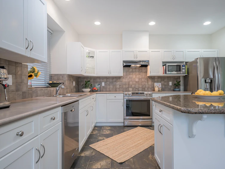 14560 33b Avenue, Surrey, BC, V4P 3M9 - 6