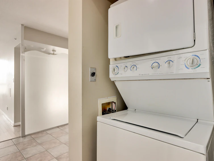 1209-63 Keefer Place, Vancouver, BC, V6B 6N6 - 28