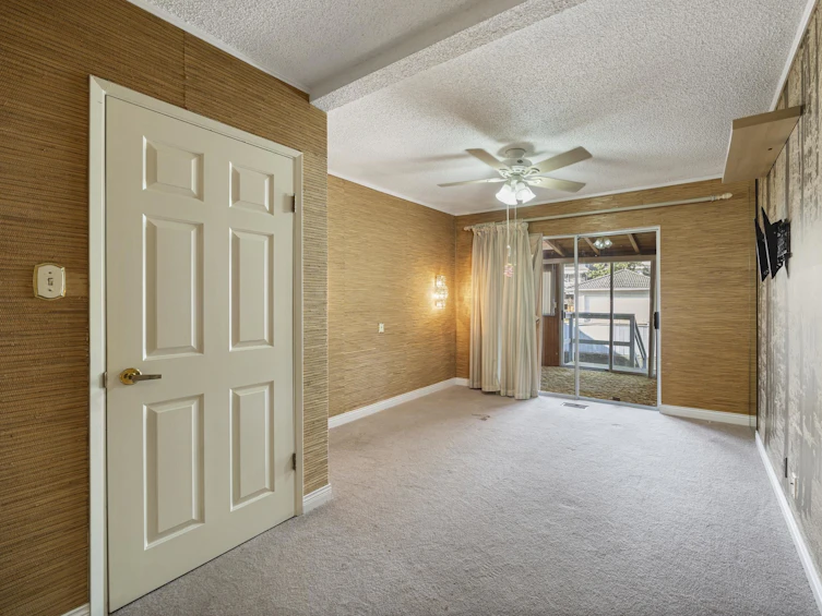 5555 Clinton Street, Burnaby, BC, V5J 2L9 - 18