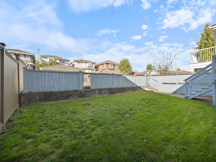 5555 Clinton Street, Burnaby, BC, V5J 2L9 - 34