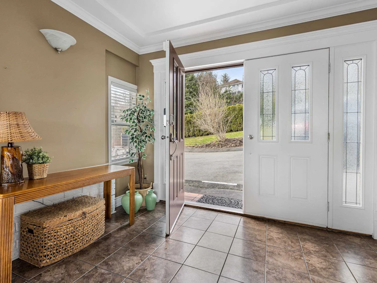 8519 Grand View Drive, Chilliwack, BC, V2R 4A2 - 10