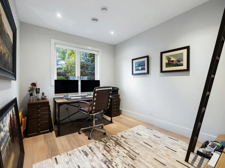 741 Winona Avenue, North Vancouver, BC, V7R 2B2 - 17