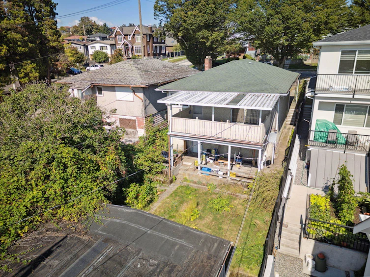 3110 E 8th Avenue, Vancouver, BC, V5M 1X6 - 15