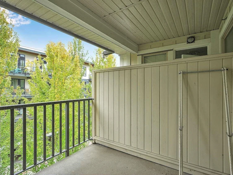 410-13897 Fraser Highway, Surrey, BC, V3T 0G8 - 14