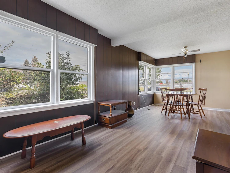 8861 School Street, Chilliwack, BC, V2P 4L5 - 9