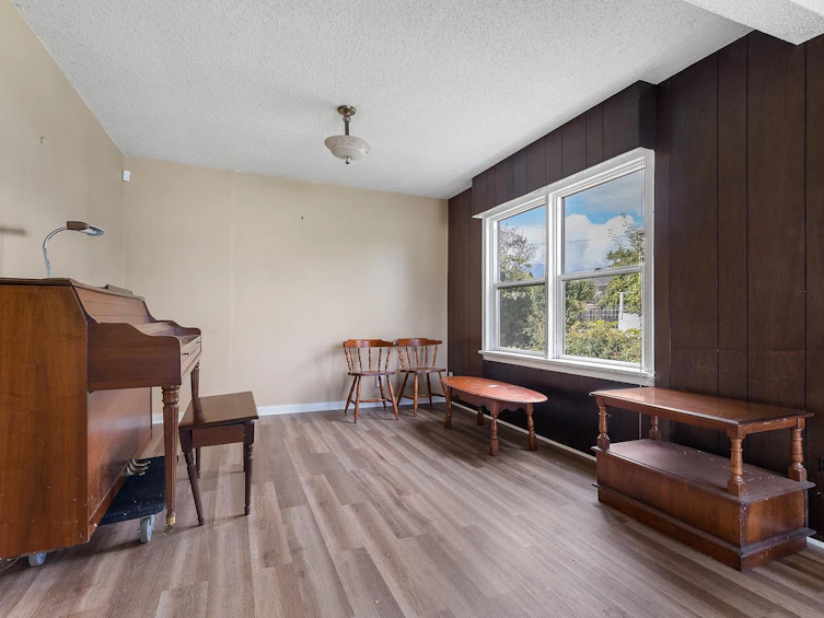 8861 School Street, Chilliwack, BC, V2P 4L5 - 11