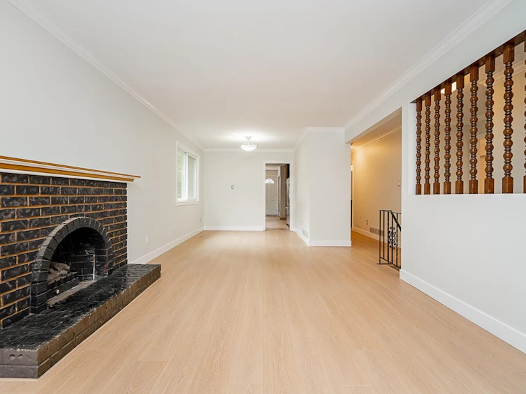 1381 E 11th Avenue, Vancouver, BC, V5N 1Y6 - 5