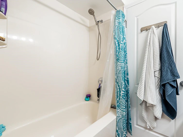 1381 E 11th Avenue, Vancouver, BC, V5N 1Y6 - 33