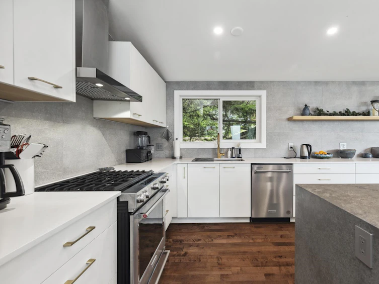 3201 Connaught Avenue, North Vancouver, BC, V7K 1Y3 - 7