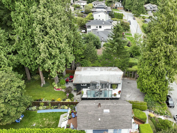 3201 Connaught Avenue, North Vancouver, BC, V7K 1Y3 - 37
