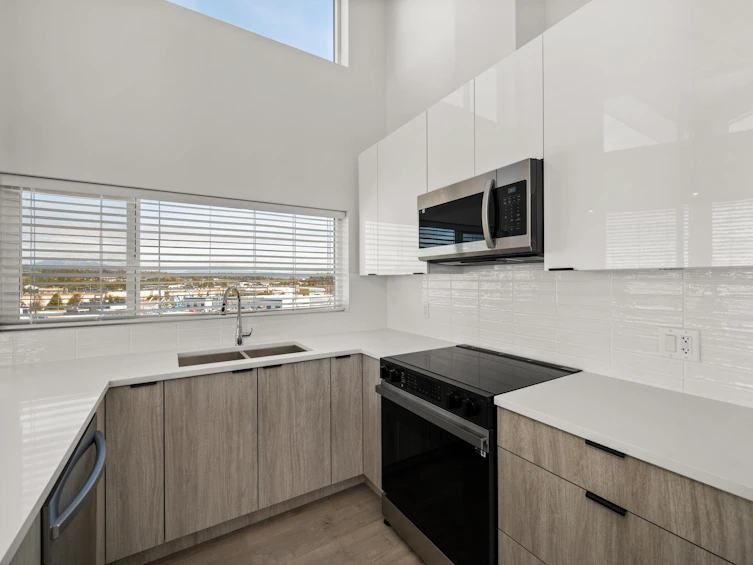 615-20061 Fraser Highway, Langley, BC, V3A 0R4 - 6