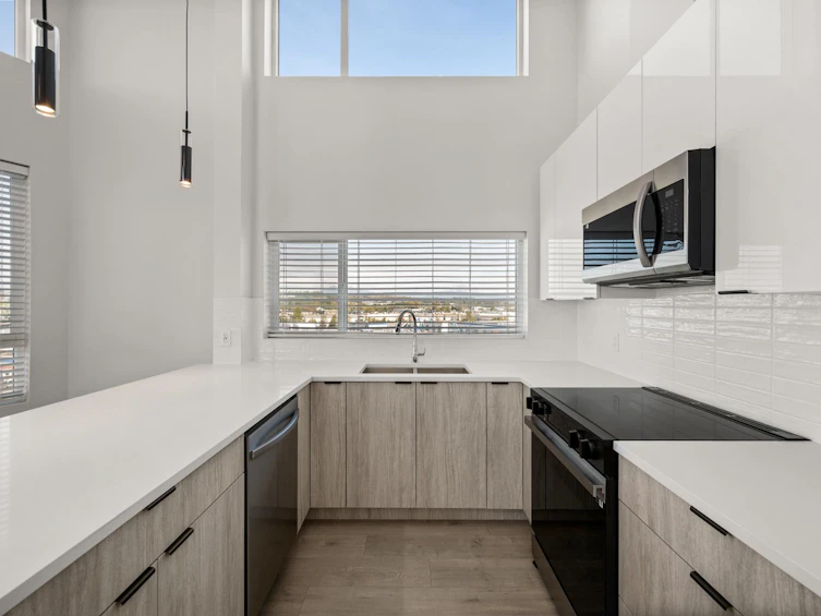 615-20061 Fraser Highway, Langley, BC, V3A 0R4 - 5