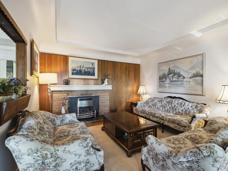 1026 West Keith Road, North Vancouver, BC, V7P 3C6 - 2