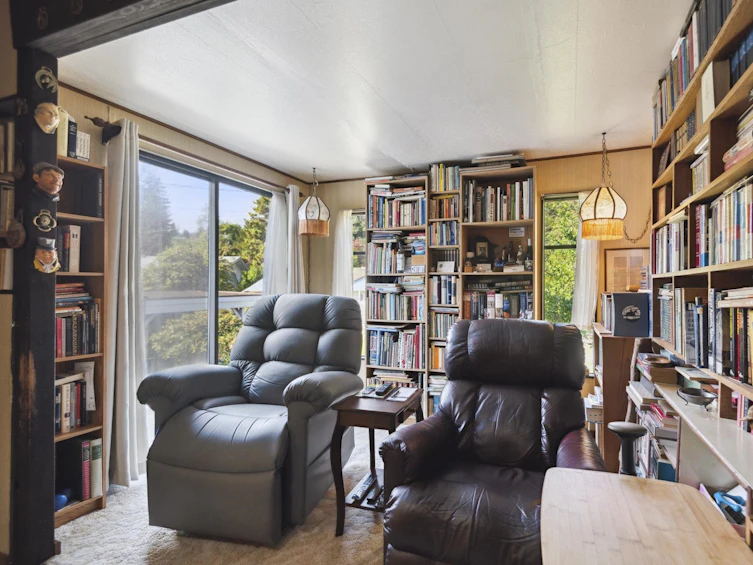 1026 West Keith Road, North Vancouver, BC, V7P 3C6 - 13