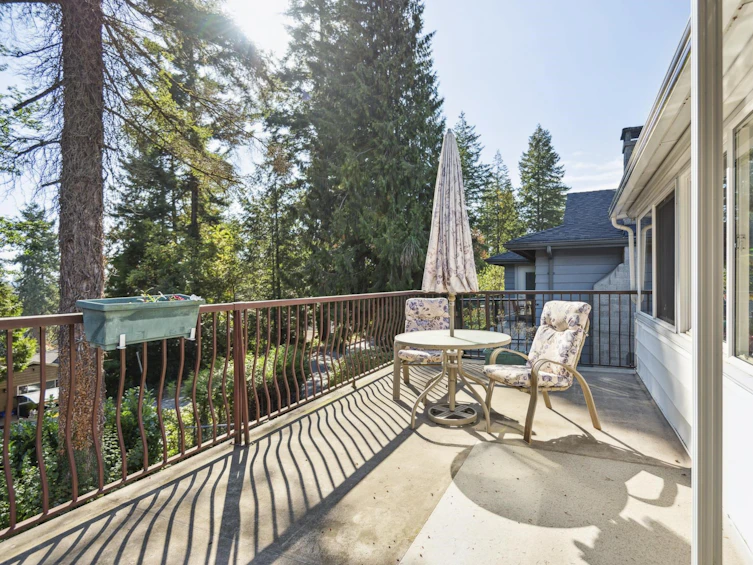1026 West Keith Road, North Vancouver, BC, V7P 3C6 - 30