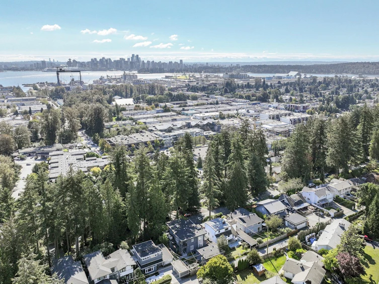 1026 West Keith Road, North Vancouver, BC, V7P 3C6 - 38