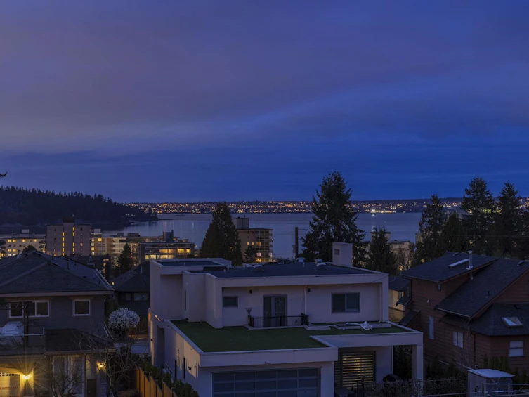 1338 Haywood Avenue, West Vancouver, BC, V7T 1V3 - 2