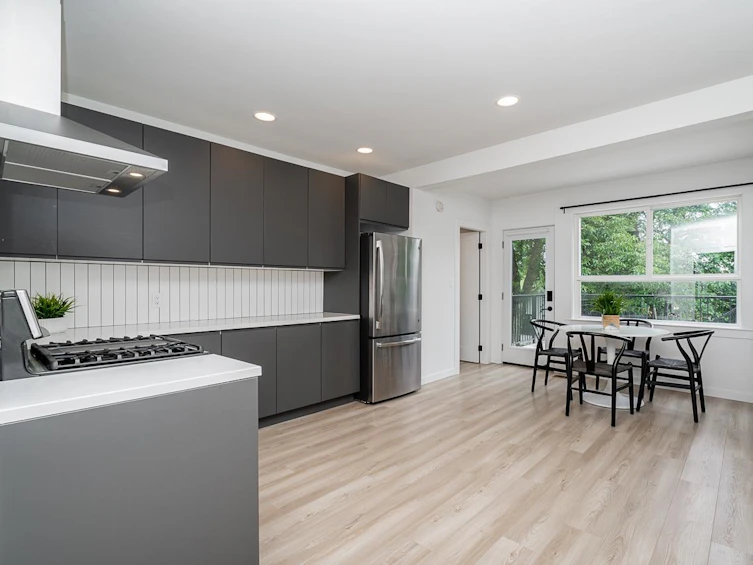 33236 7th Avenue, Mission, BC, V2V 2E3 - 8