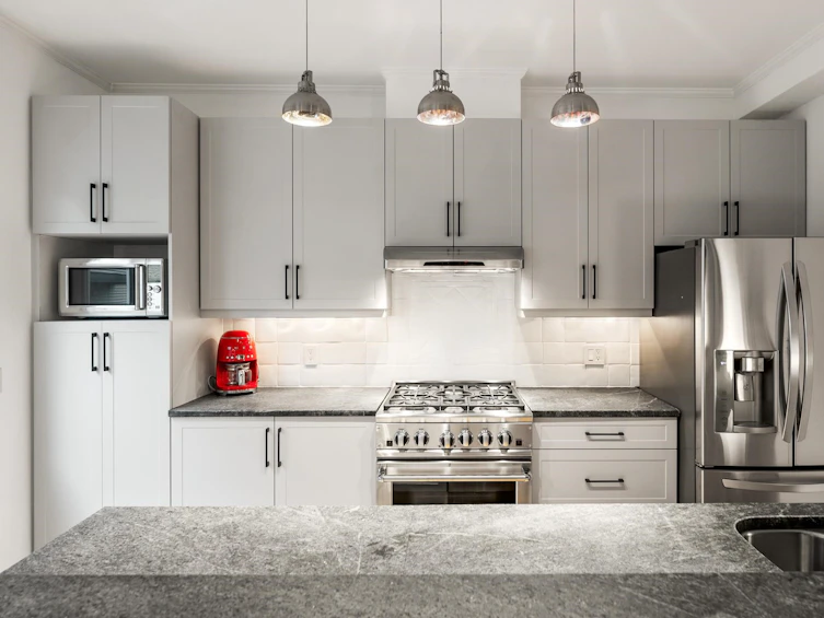 1813 Macdonald Street, Vancouver, BC, V6K 3X7 - 18