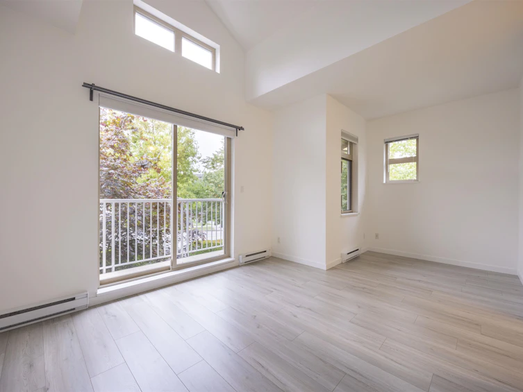 7353 Macpherson Avenue, Burnaby, BC, V5J 0B2 - 15